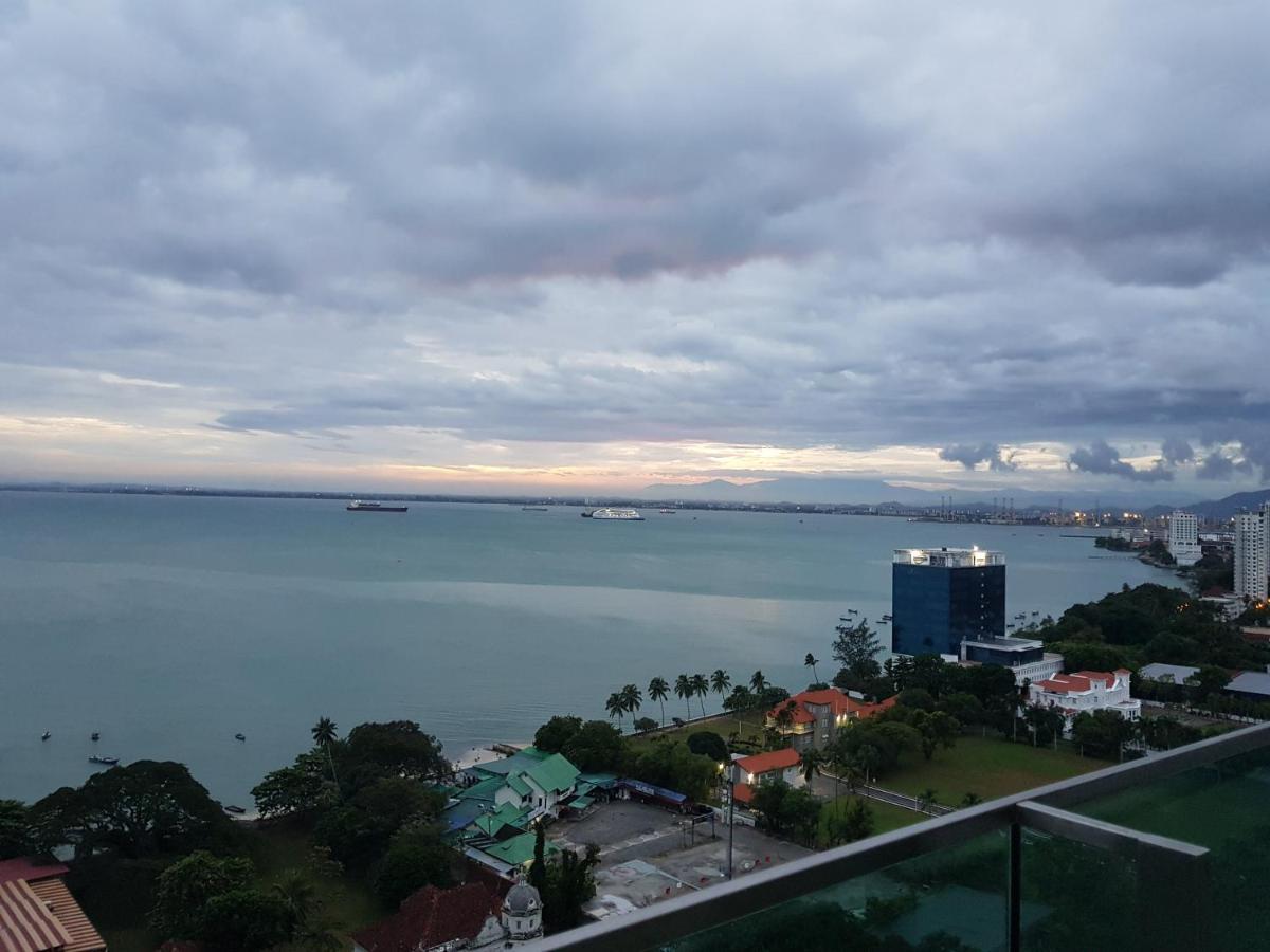 Mansion One Suite By Staycation Homestay George Town Exterior foto